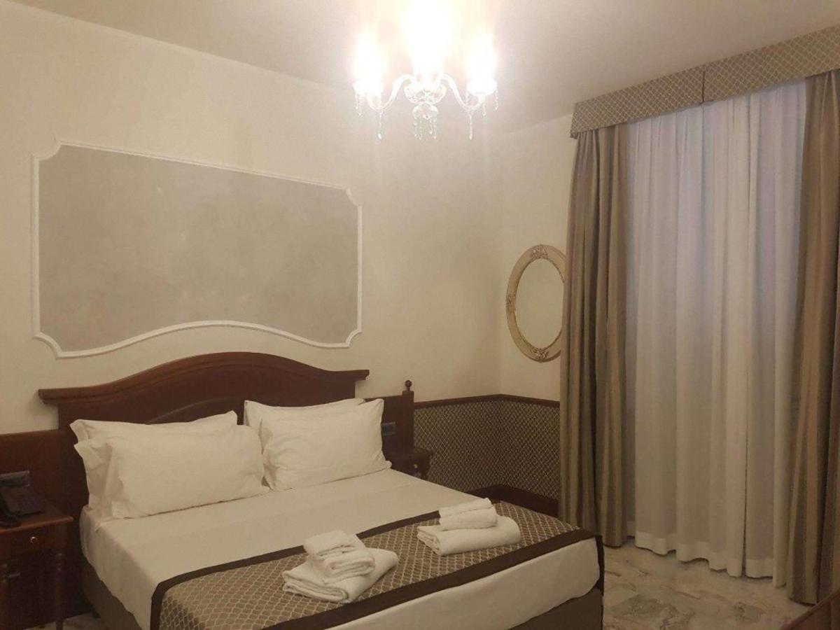 Hotel Best Roma Exteriér fotografie