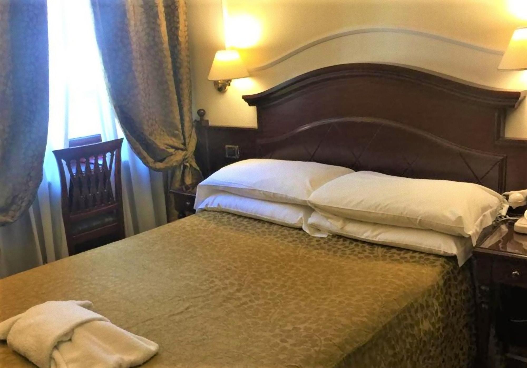 Hotel Best Roma Exteriér fotografie